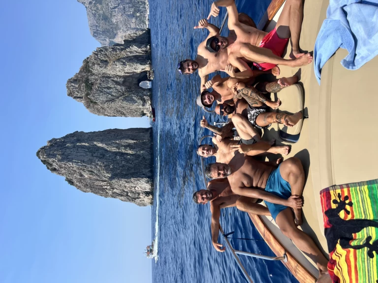 Alquiler Lancha Libeccio 27 con o sin  título de navegación