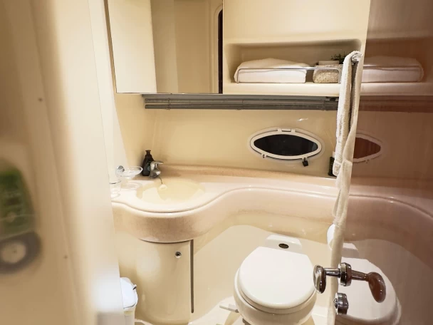 Alquiler de barcos Tróia barato de Azimut 42 Fly