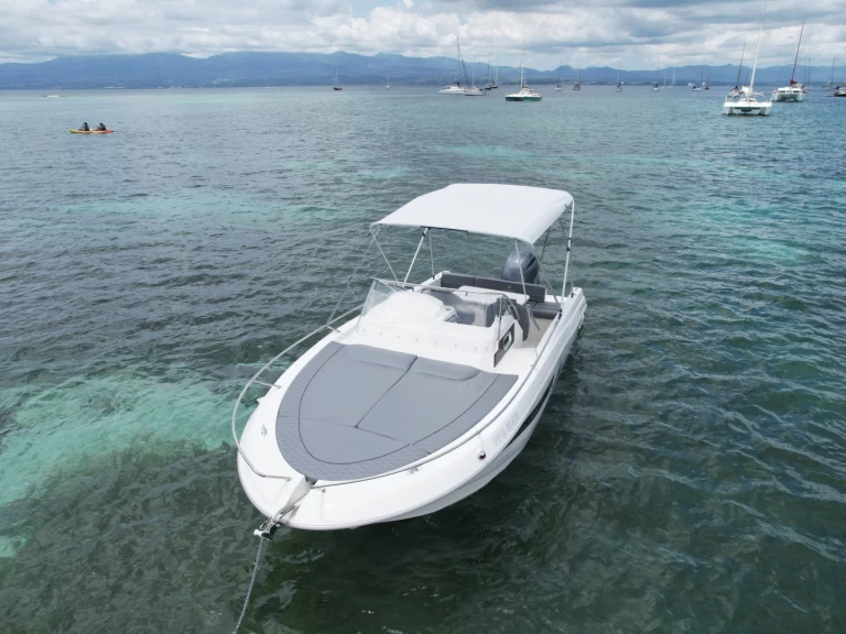 Lancha para alquilar Le Gosier al mejor precio