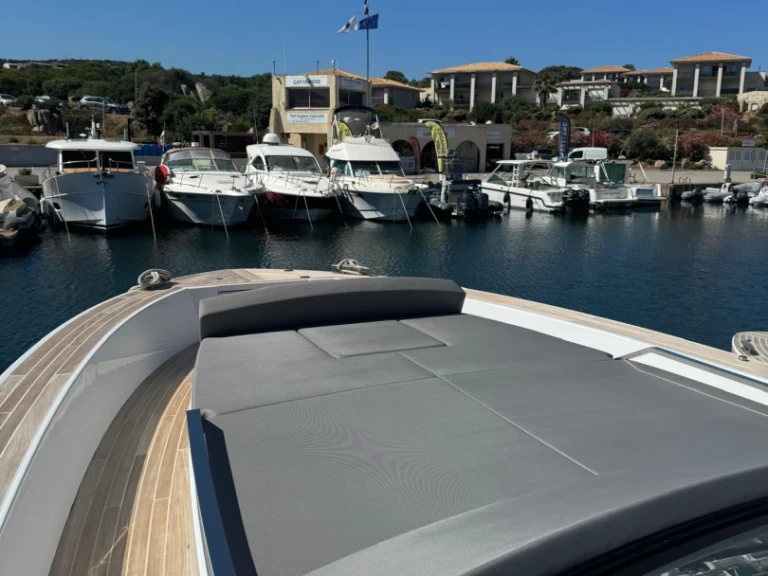 Alquiler de Fiart SEAWALKER 43 en Porto-Vecchio
