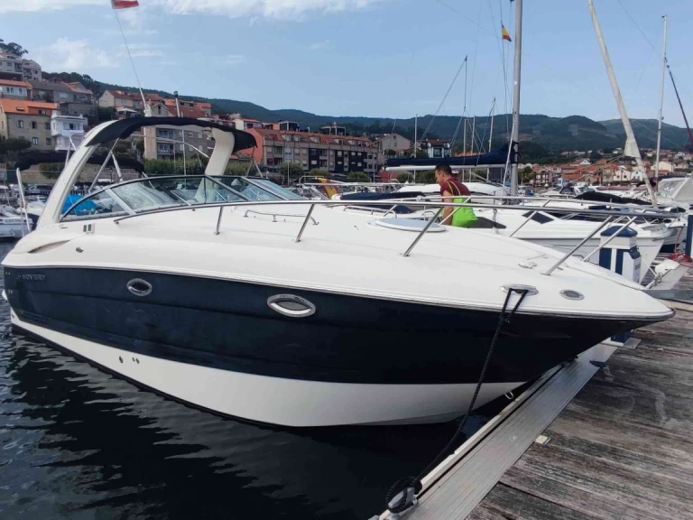 Monterey 270 cr de alquiler a Combarro