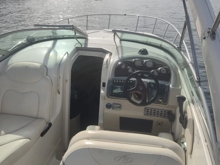 Alquiler Combarro - Monterey 270 cr en SamBoat