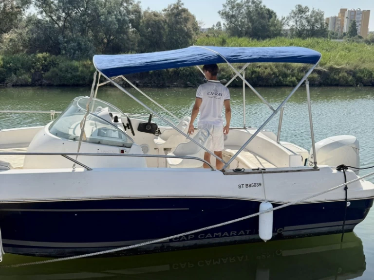 Alquiler de barcos Carnon-Plage barato de Cap Camarat 625 WA
