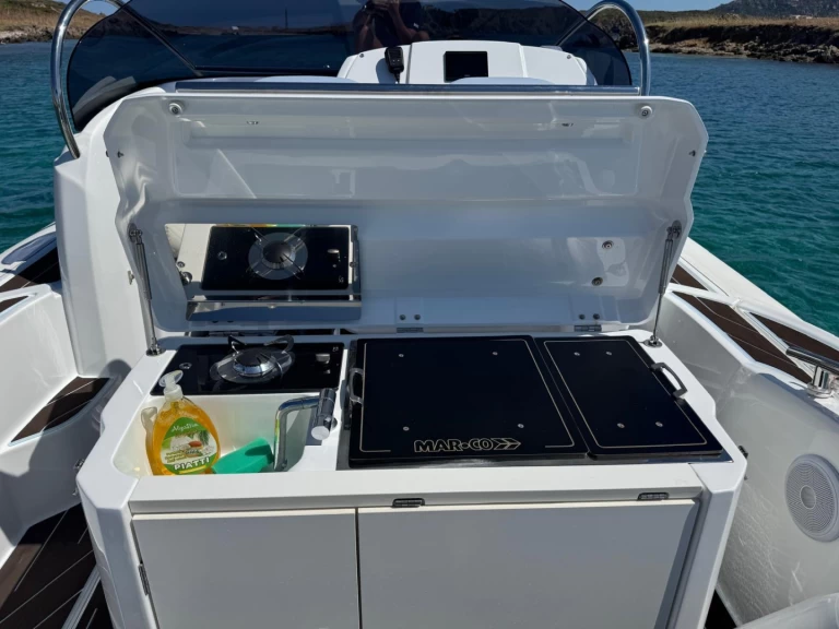 Alquiler Neumática Mar-Co con o sin  título de navegación