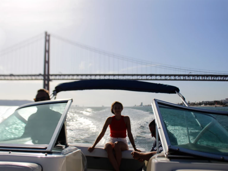 Alquiler Lancha Sea Ray con o sin  título de navegación