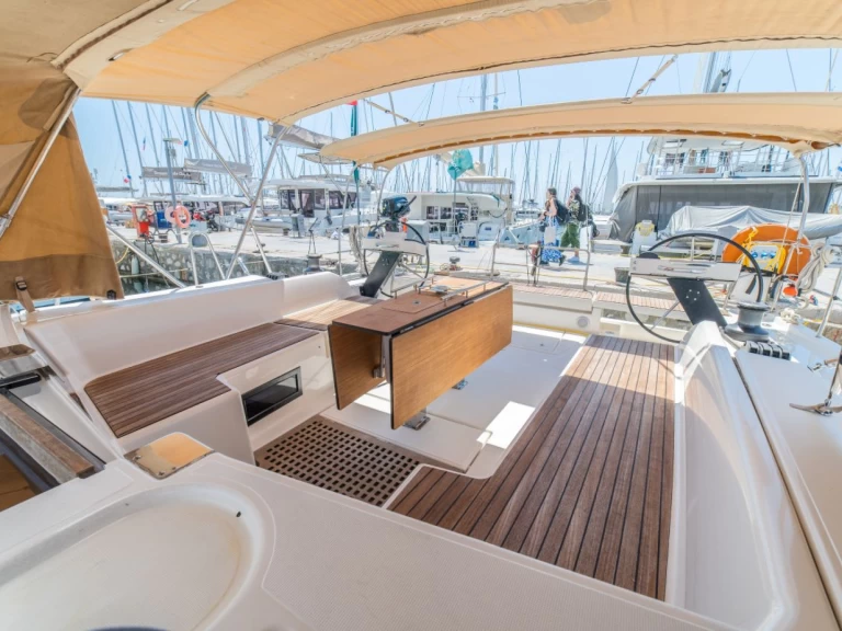 Alquiler de embarcaciones Dufour Dufour 530 enÁlimos en Samboat