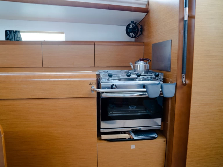 Velero para alquilar Álimos al mejor precio