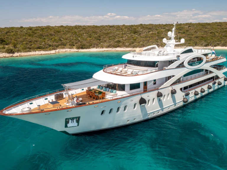 Velero para alquilar Split al mejor precio