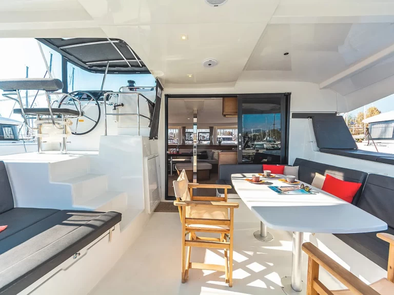 Alquiler Álimos - Lagoon Lagoon 42 en SamBoat