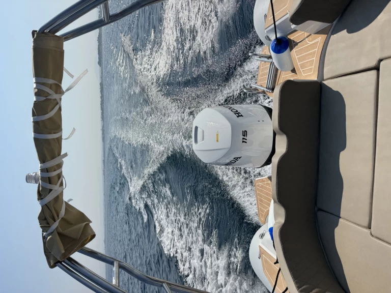 Alquiler de Nautilus GT SixFive en Villaggio San Teodoro