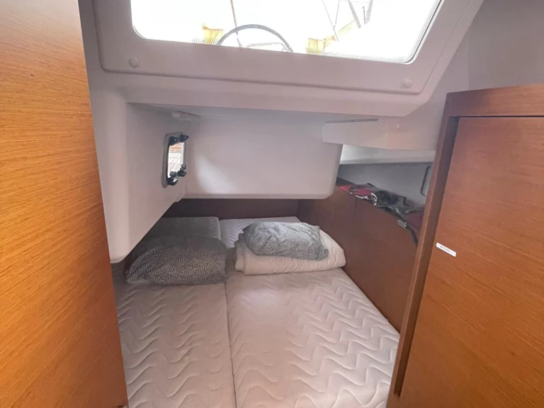 Alquiler de embarcaciones Jeanneau Sun Odyssey 440 enPalma de Mallorca en Samboat