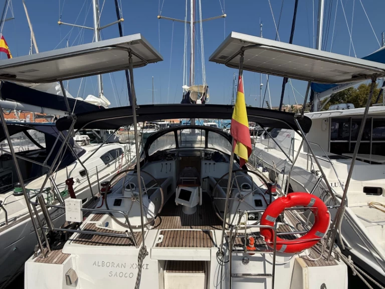 Alquiler de barcos Palma de Mallorca barato de Oceanis 43