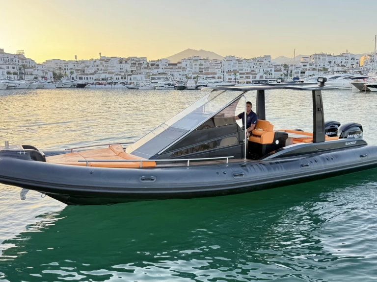 Alquiler Neumática Tormenta con o sin  título de navegación