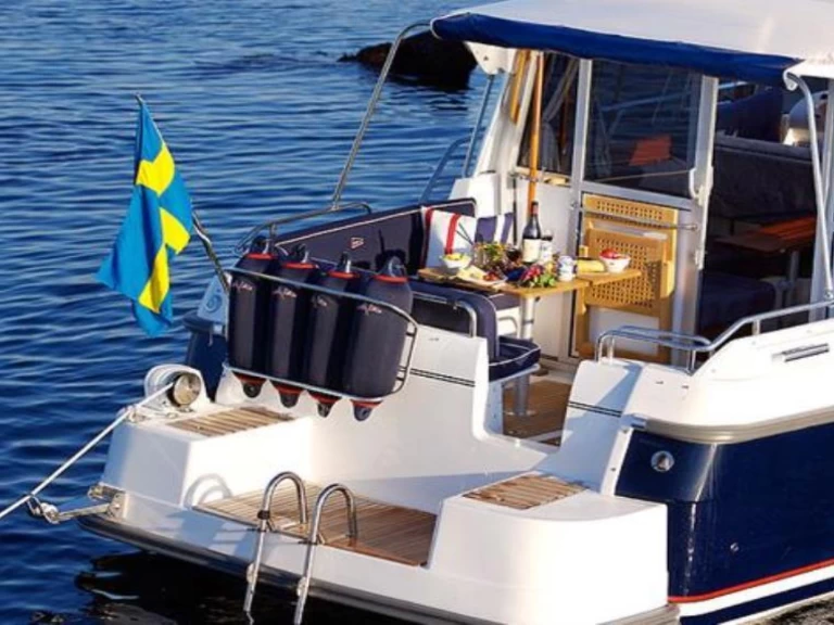 Nimbus 320 Coupé de alquiler a Rheinsberg