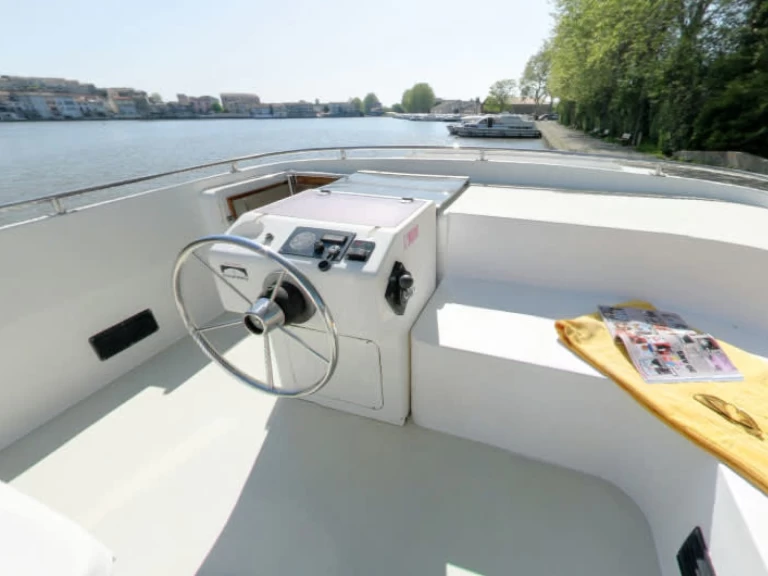 Alquiler de Le Boat Royal Classique en Trèbes