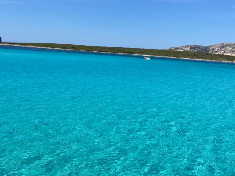 Alquiler de Tiara 40 SOVRAN en Stintino