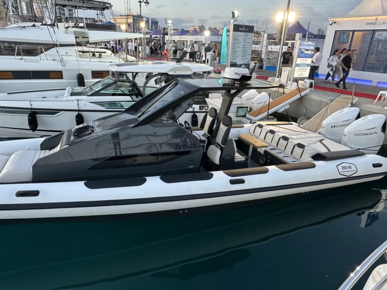 Alquiler de embarcaciones Zen ZEN 40 - Mod. 2026 enAntiparos en Samboat