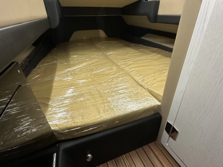 Alquiler de barcos Antiparos barato de ZEN 40 - Mod. 2026