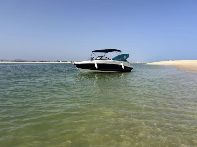 Bayliner VR6 OB de alquiler a Faro