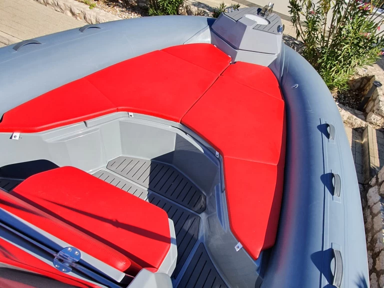 Alquiler de barcos Marina Frapa Dubrovnik barato de 790 Pro Dynamic