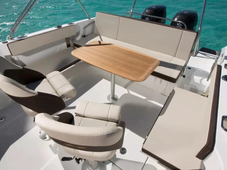 Alquiler de embarcaciones Bénéteau Flyer 7.7 SUNdeck enCannes en Samboat