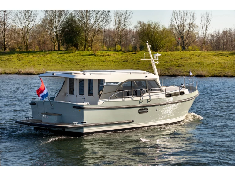 Alquiler Lancha en Werder (Havel) - Linssen Linssen 30 SL Sedan