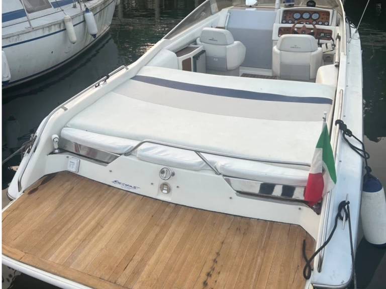 Cranchi Clipper 760 de alquiler a Angera