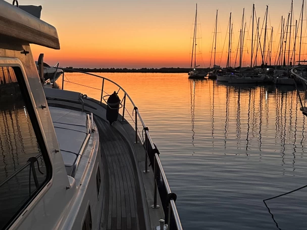 Alquiler de Menorquin-Yachts Menorquin yacht 160 fly  en Marzamemi