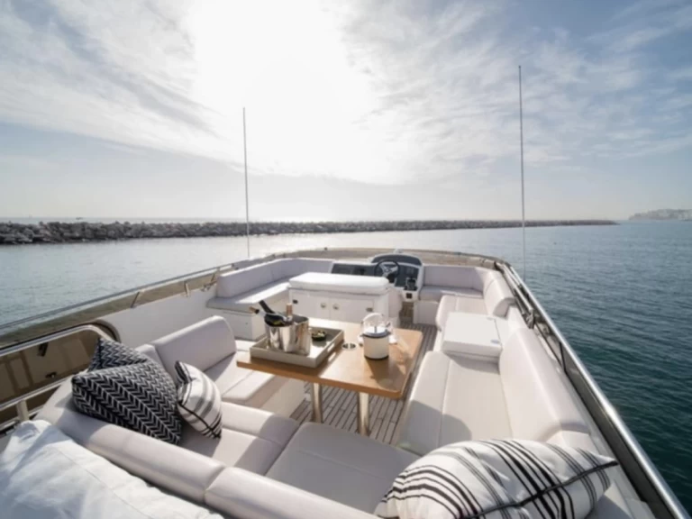 Princess Princess 62 Fly de alquiler a Portisco