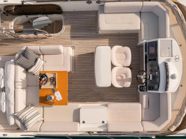 Alquiler Portisco - Princess Princess 62 Fly en SamBoat