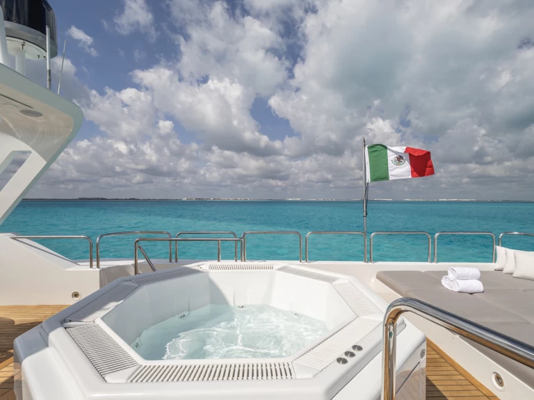 Alquiler de barcos Ciudad Cancún barato de 115