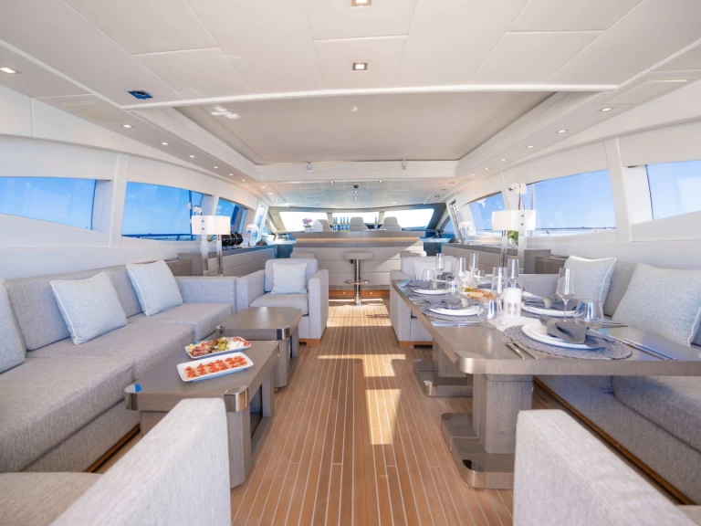 Alquiler de Mangusta TOTAL en Miami