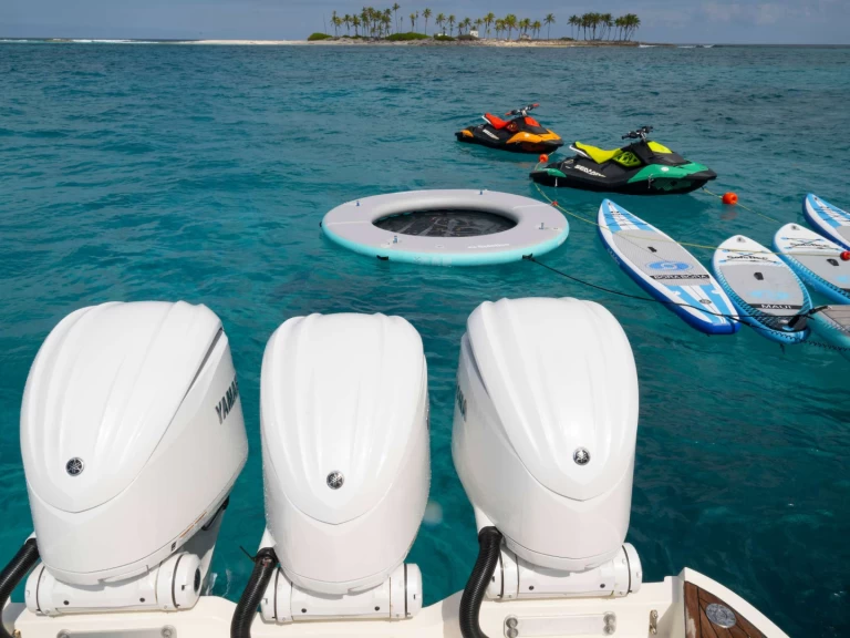 Mangusta TOTAL de alquiler a Miami