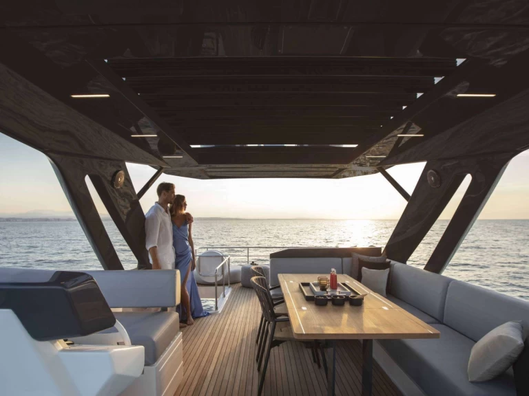 Alquiler de embarcaciones Ferretti Ermete enSorrento en Samboat