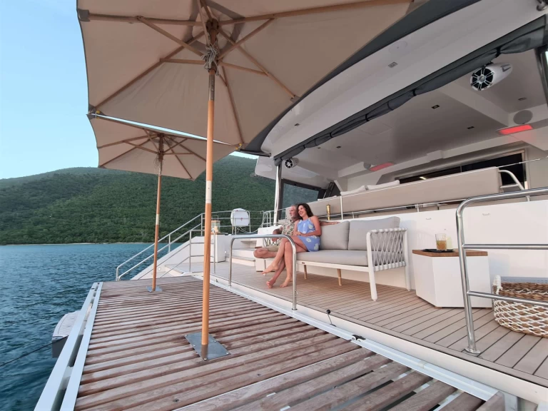 Alquiler Grenadines - Privilege ALLURE 64 en SamBoat