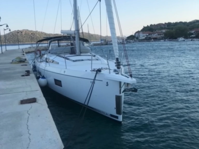Alquiler de Bénéteau Oceanis 51.1 en Paros (Isla)