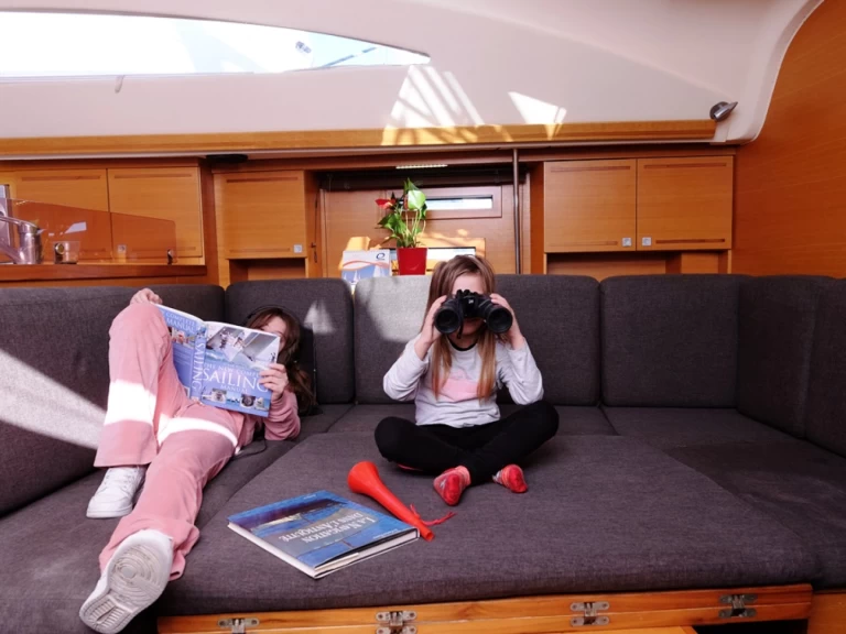 Alquiler de barcos Palaio Faliro barato de Elan Impression 444