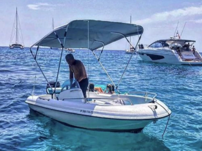 Alquiler de embarcaciones Cap 400 enPort d'Andratx en Samboat