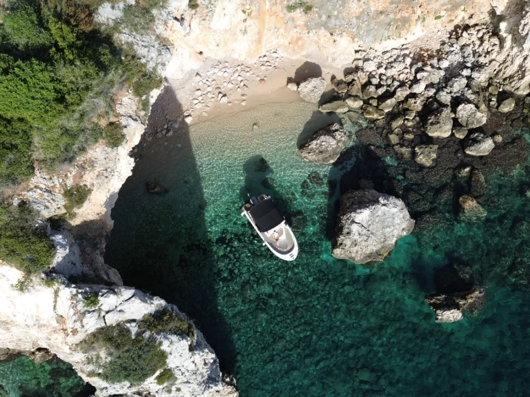 Alquiler de Jeanneau Cap Camarat 6.5 CC en Dubrovnik