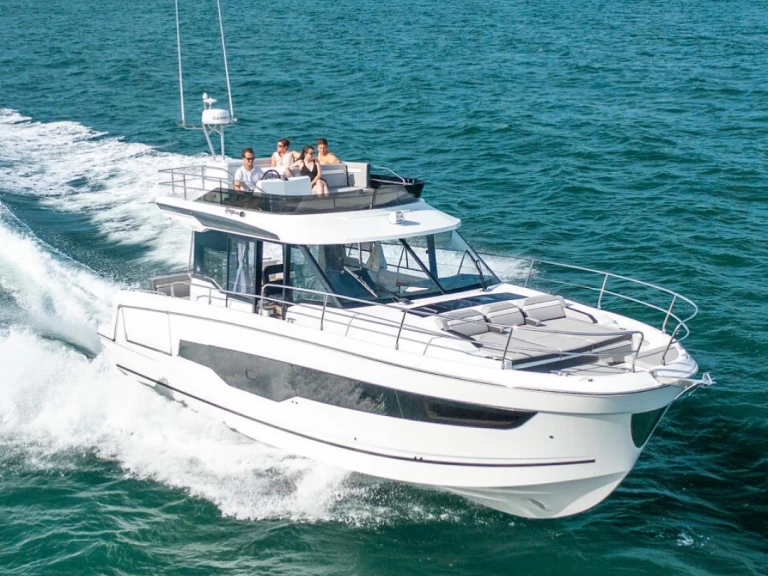 Alquiler de barcos Mandelieu-la-Napoule barato de 06