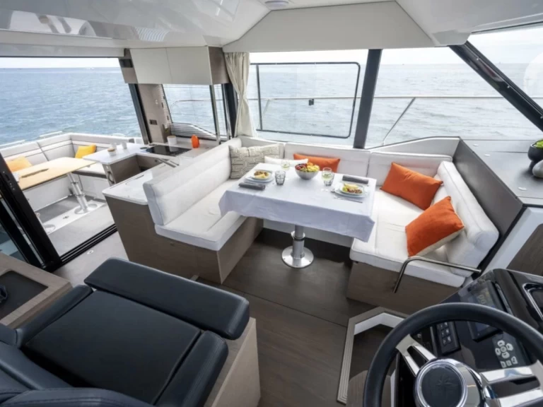 Alquiler Lancha Orion con o sin  título de navegación