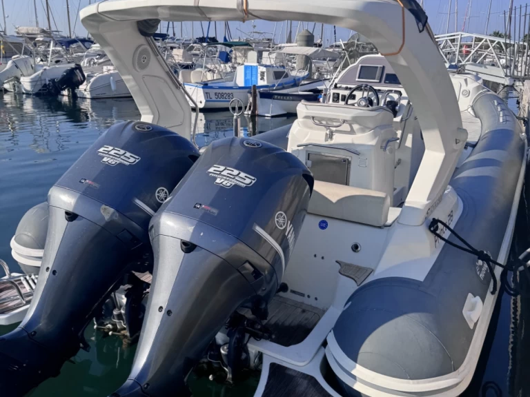 Alquiler de Nuova Jolly Prince 28 WA en Albufeira