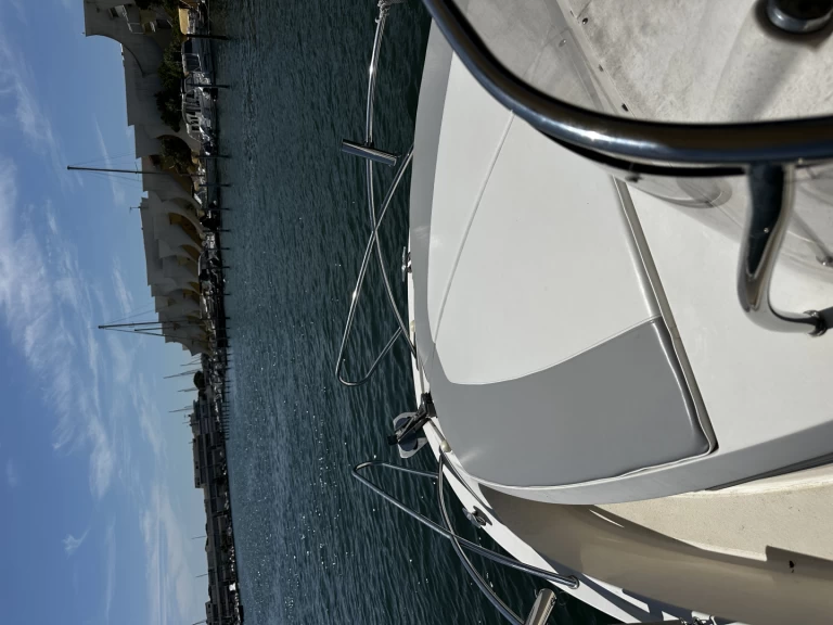 Alquiler de Quicksilver Quicksilver 635 WA en Port-Camargue