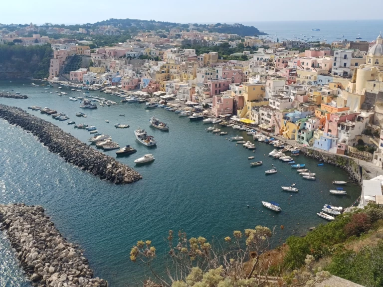 Alquiler de barcos Nápoles barato de Cadet