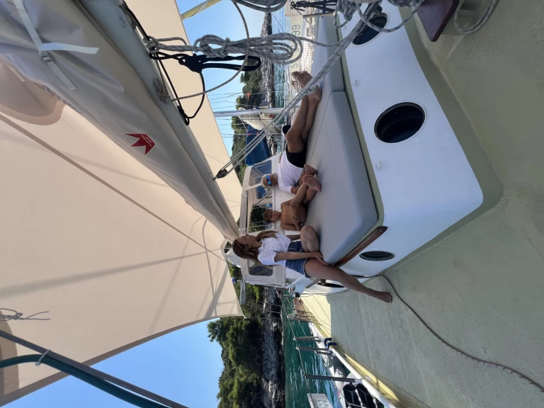 Alquiler de Uljanik Shipyard Besa en Hvar