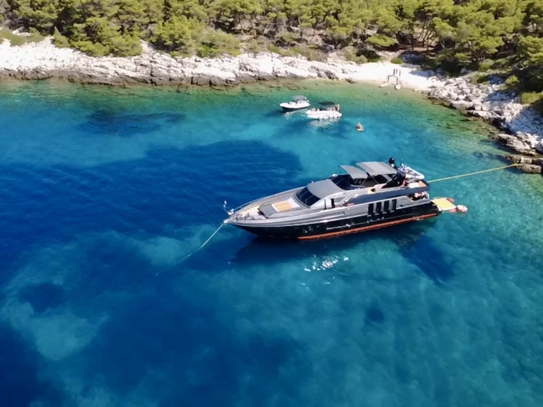 Alquiler de barcos Split barato de 82