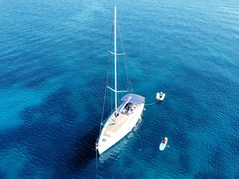 Alquiler Velero en Naxos Port - Jeanneau Sun Odyssey 494