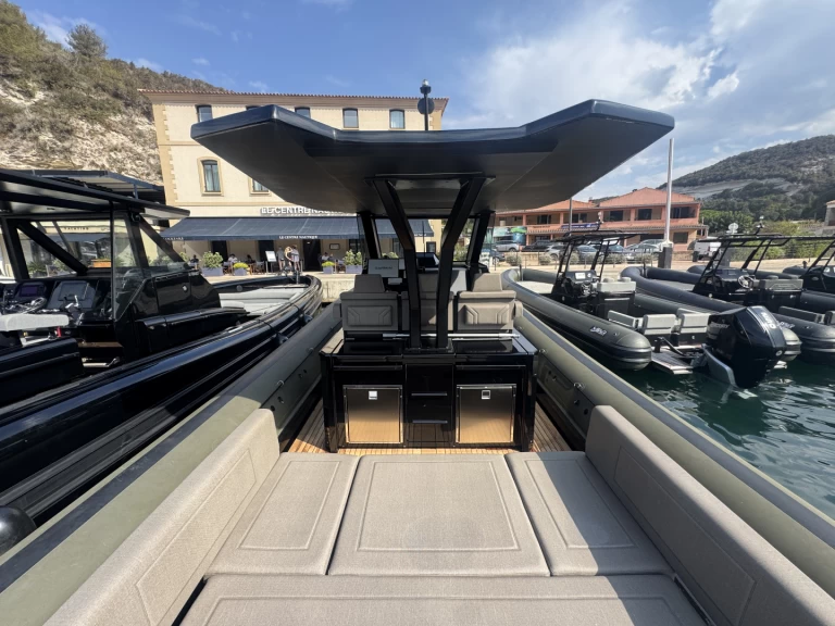 Alquiler de embarcaciones Sea Water Phantom 400 enBonifacio Port en Samboat