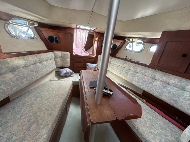 winga Marine Winga 87 Winga 87 de alquiler a Lisanza