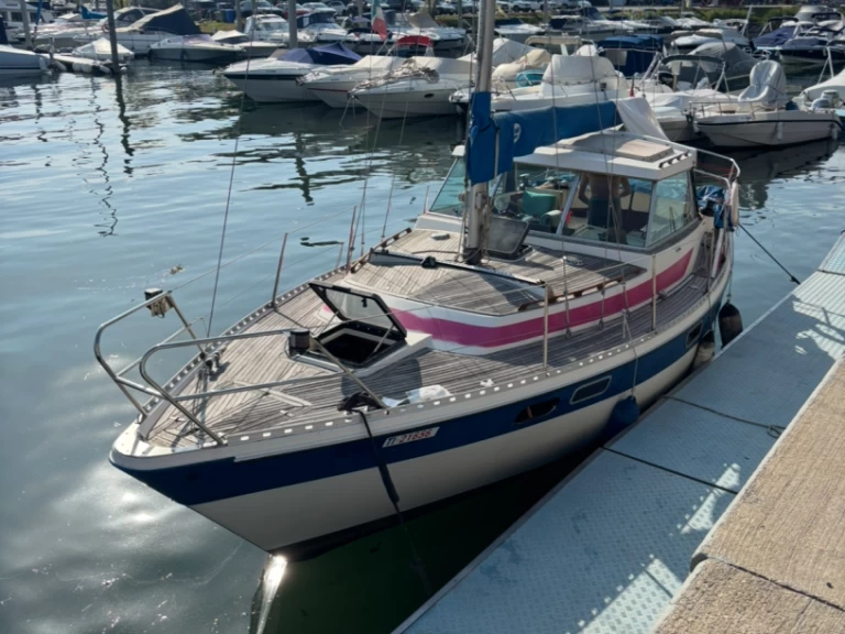 winga Marine Winga 87 Winga 87 de alquiler a Lisanza